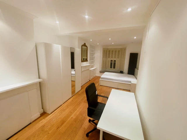 Property resident preview 7