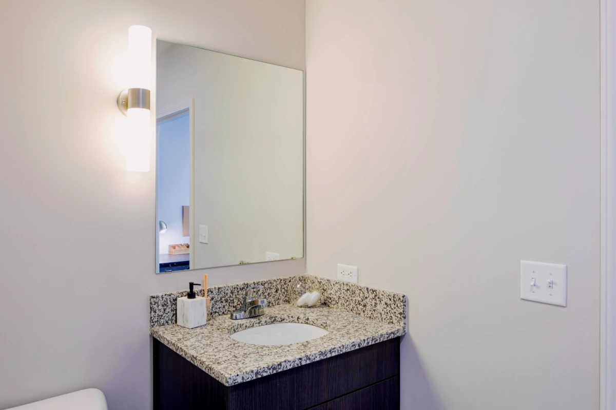 2 Bed 2 Bath Private