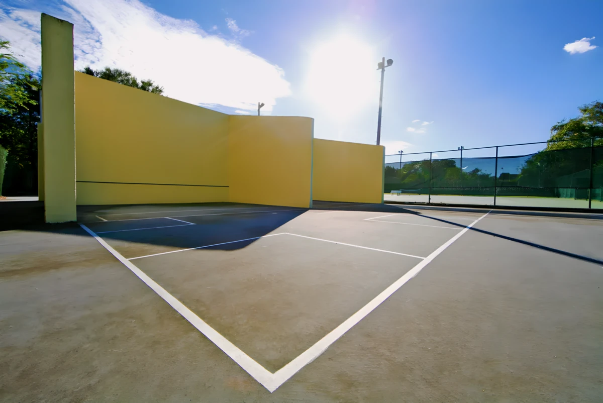 Outdoor Features