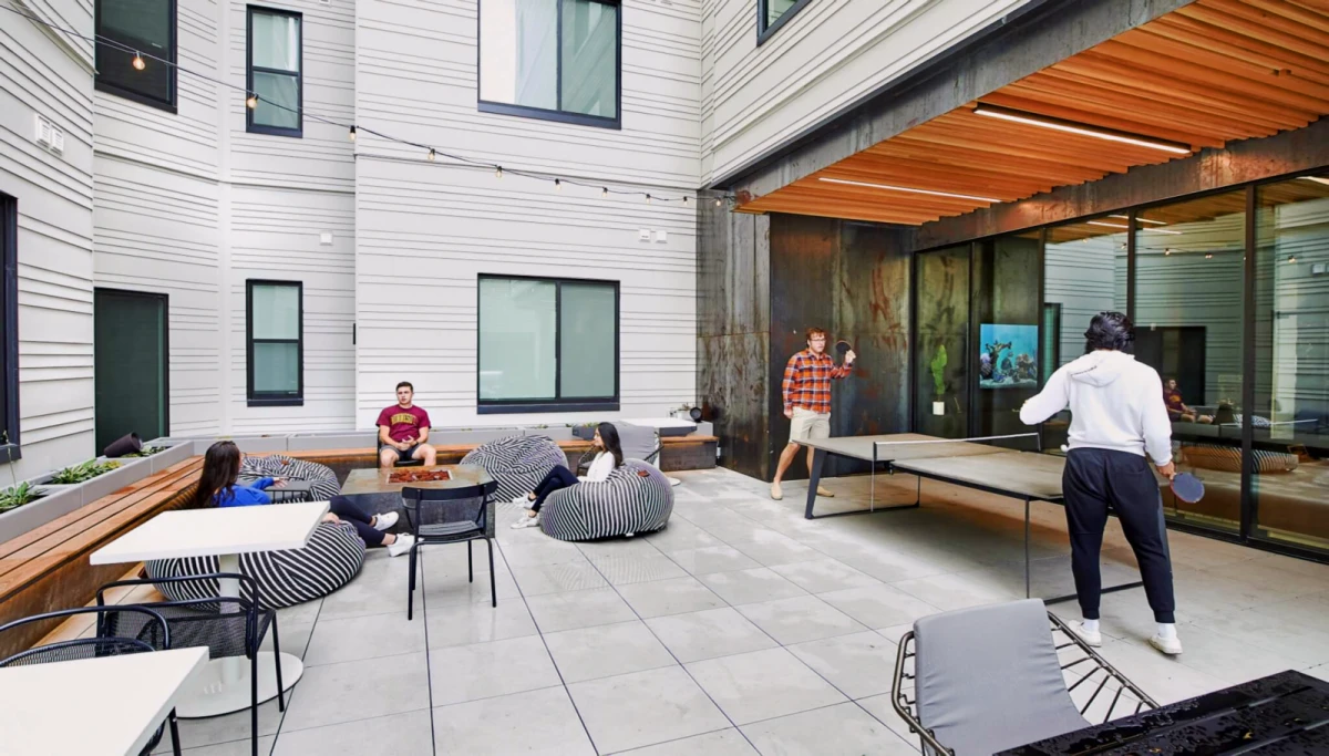 Outdoor Features