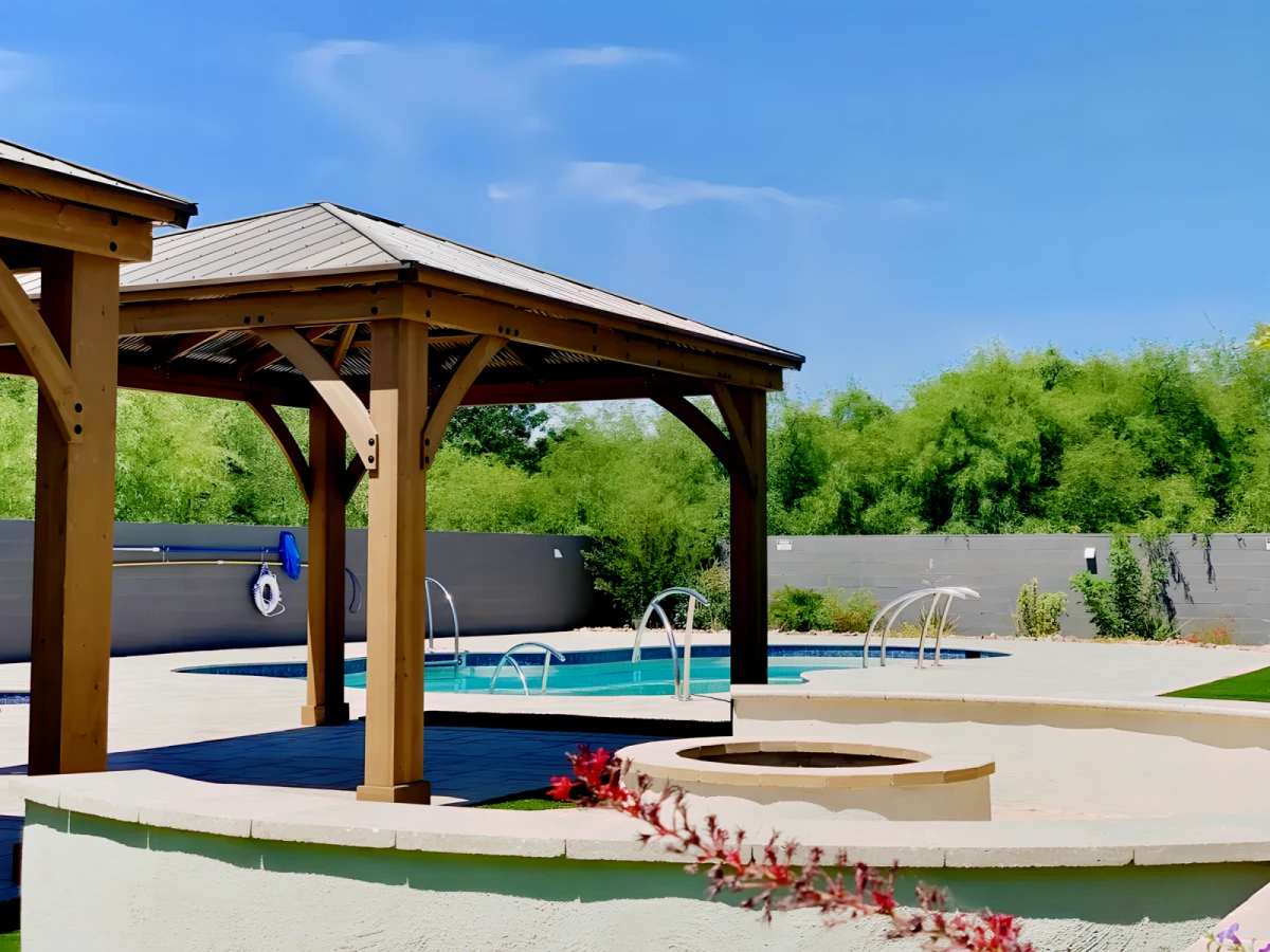 Outdoor Features