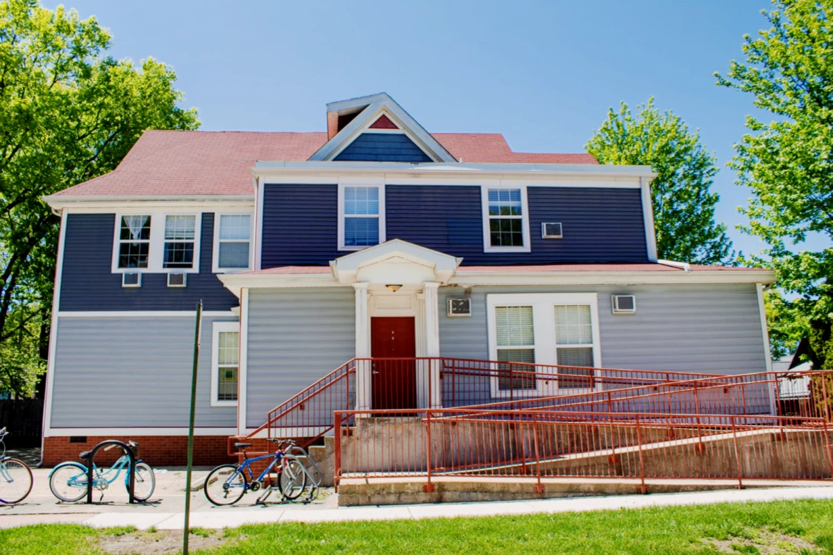 601 W Green Street, Urbana, IL 61801