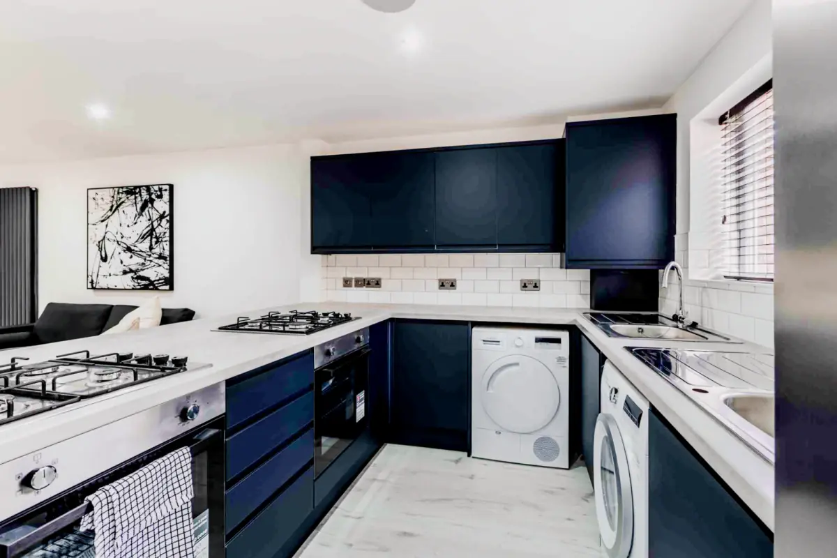 6 Beds 6 Baths