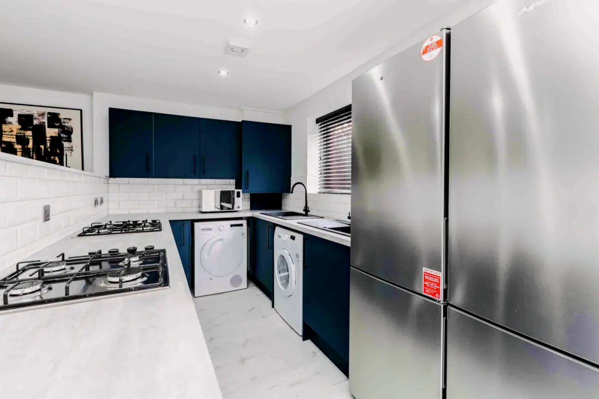 6 Beds 5 Baths