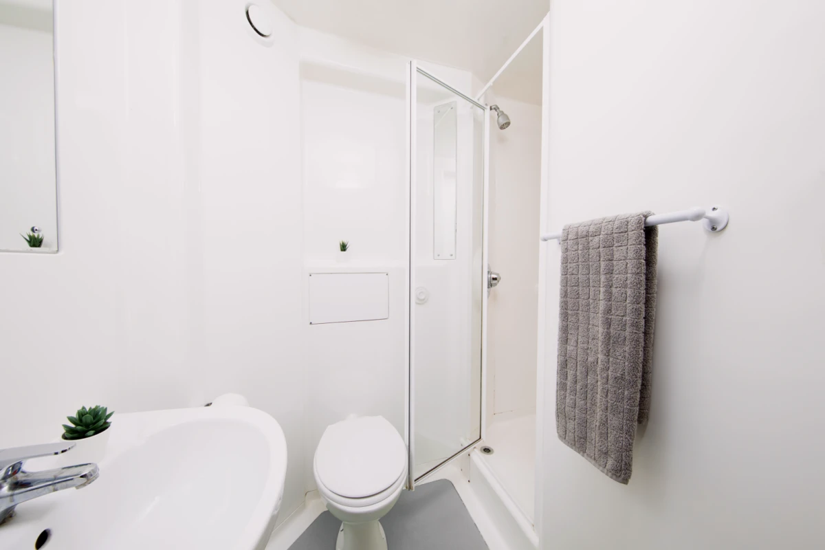 Classic En-Suite
