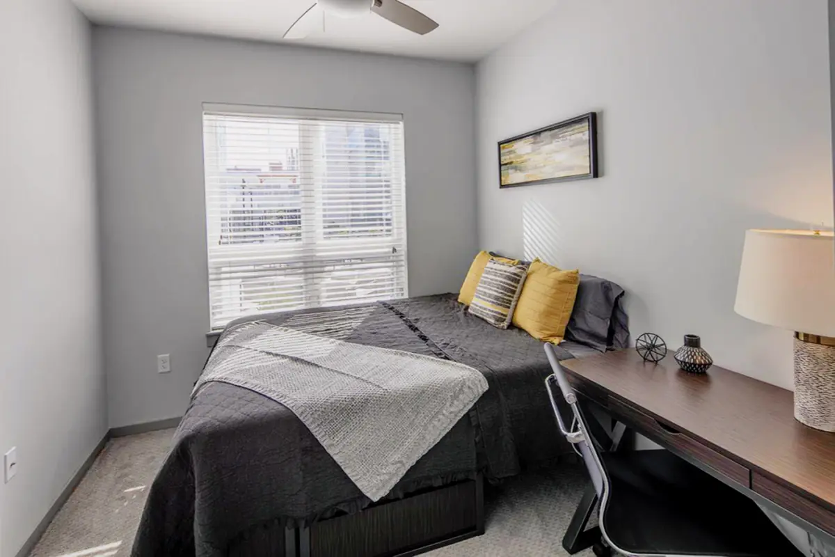 1 Rooms view 1