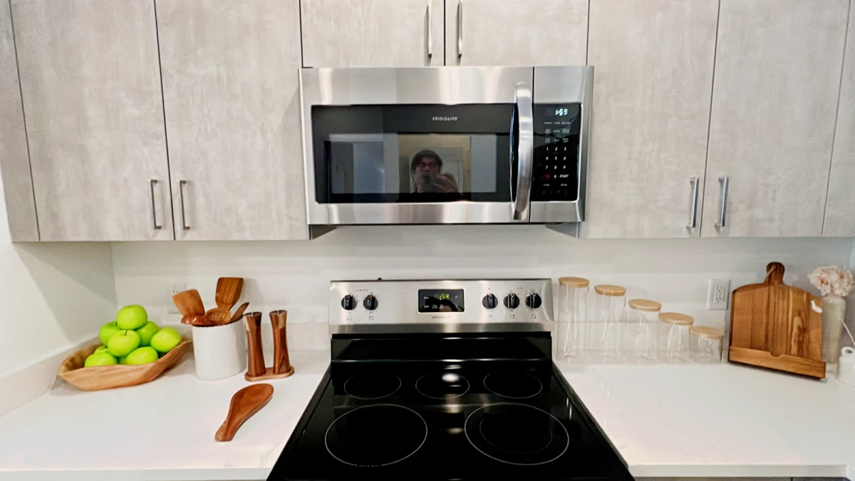 2 Rooms view 4