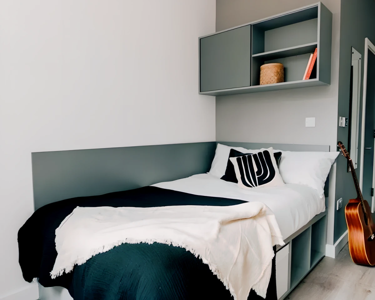 Classic En-Suite