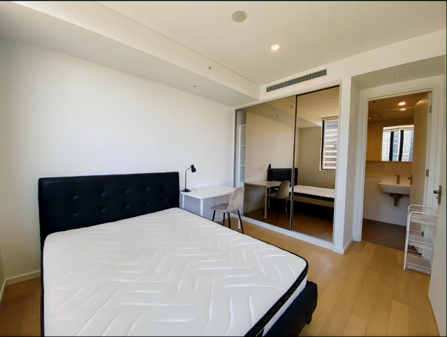 2 bed 2 bath 1c