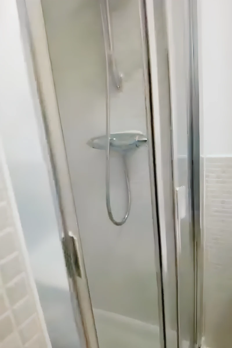2 bedrooms 2 bathrooms