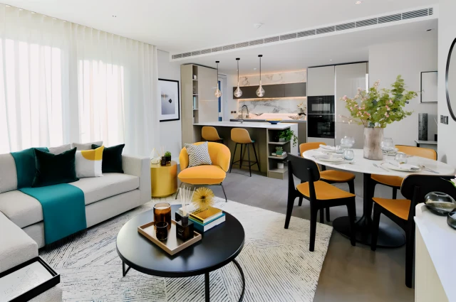 RL-Westmont Apartments, Fountain Park Way, W12