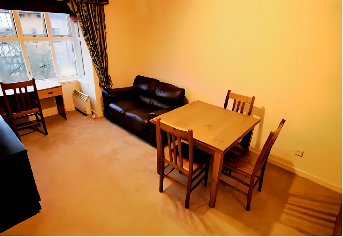 2 bedrooms 1 bathroom