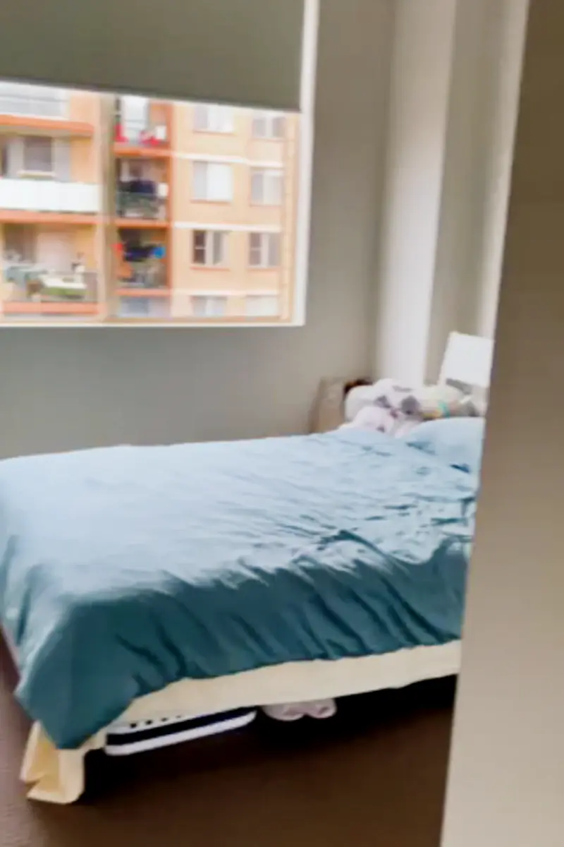 3 Rooms view 1