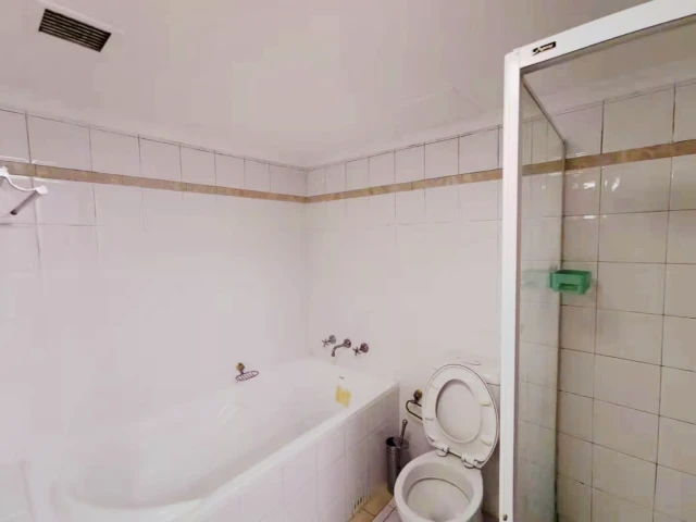 3 bed 2 bath*50