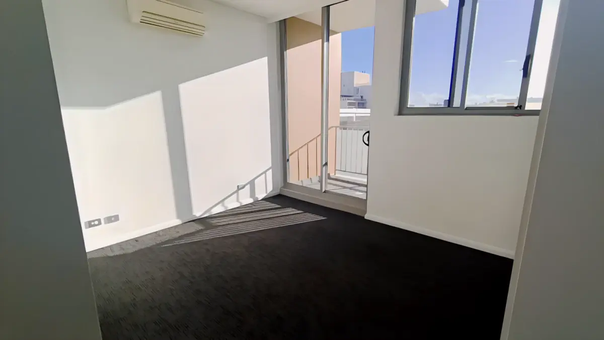 2 bed 2 bath*925