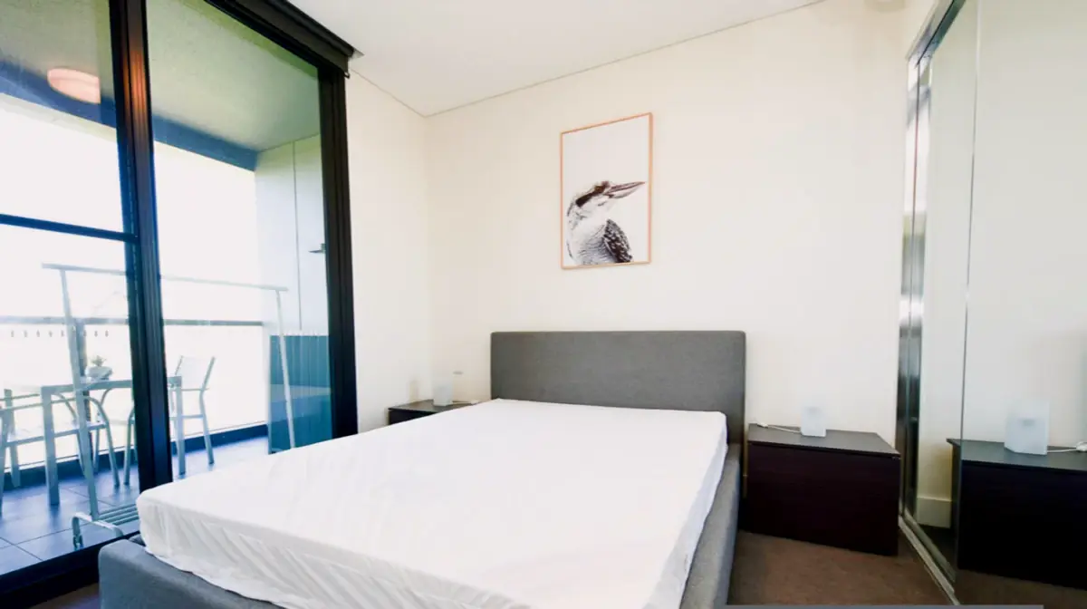 1 Rooms view 2