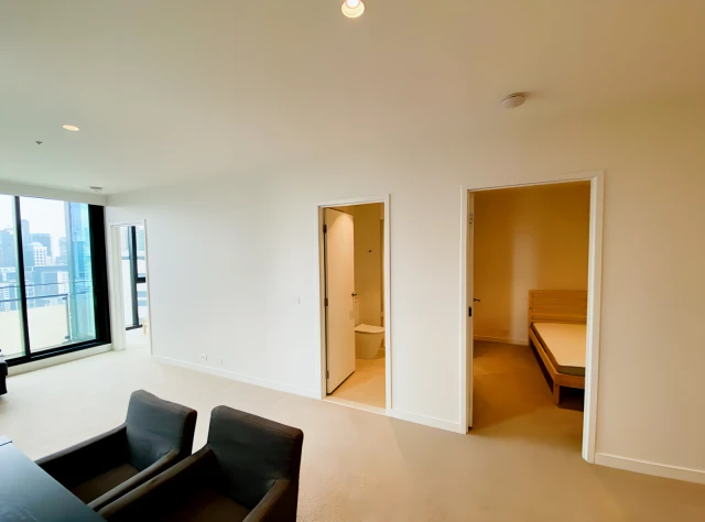 2 Bed 2 Bath 1C