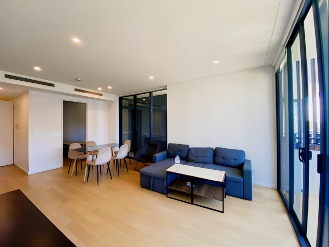 2 bed 2 bath 1c