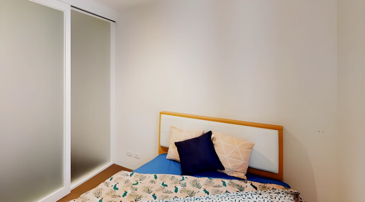 1 Rooms view 2
