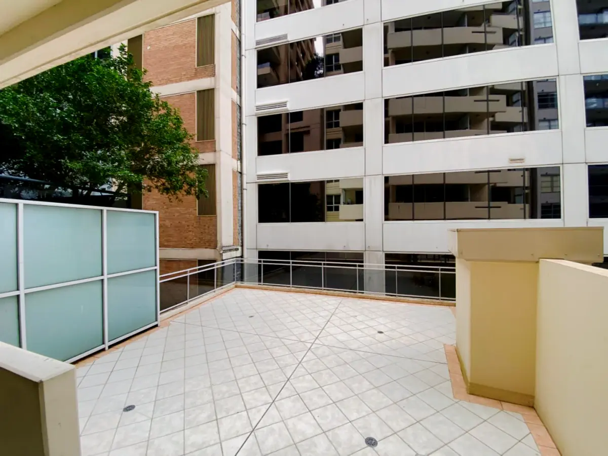 Outdoor Features