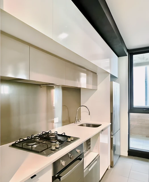 3 Bed 2 Bath 1 C