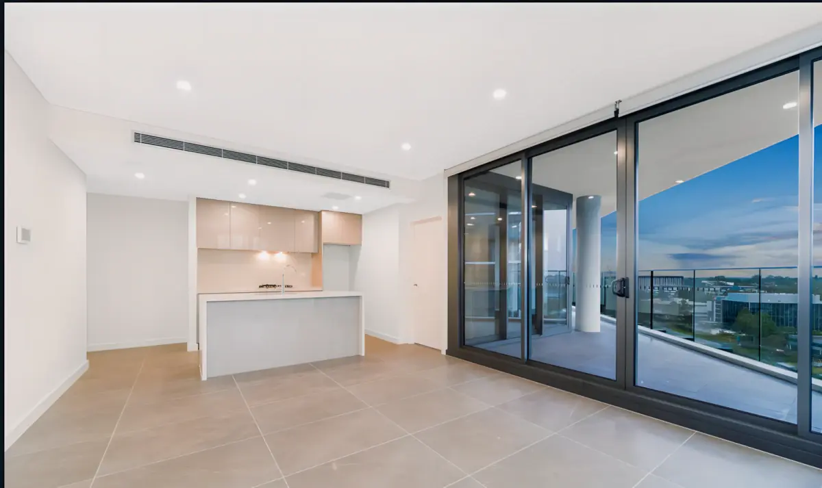 2 Rooms view 1