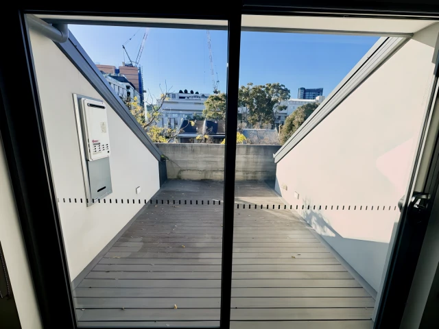 3 bed 2.5 bath