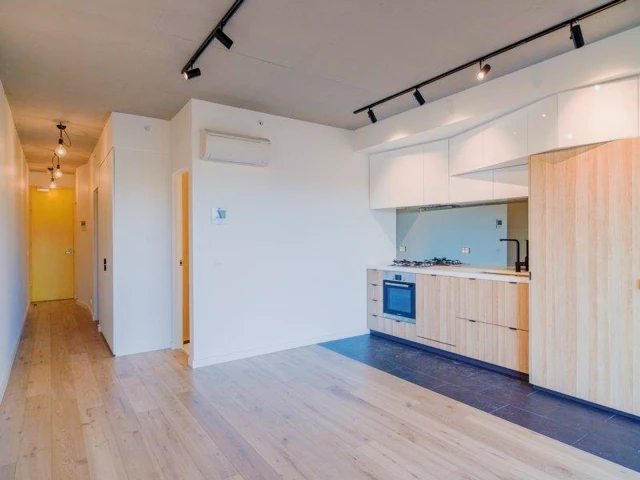 2 Bed, 2 Bath