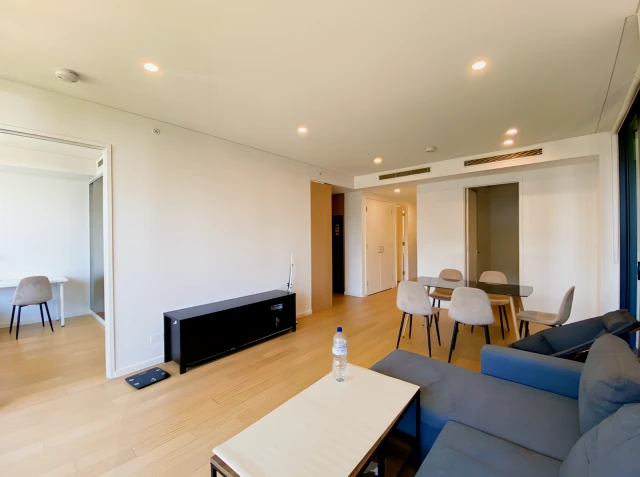 2 bed 2 bath 1c