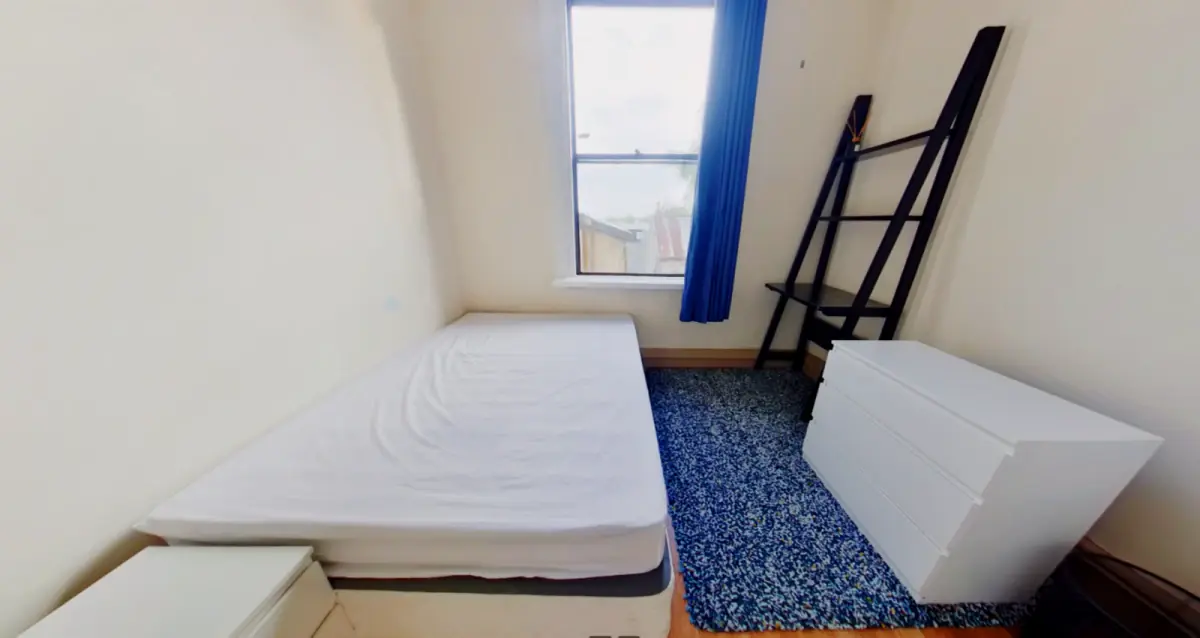 Room 4