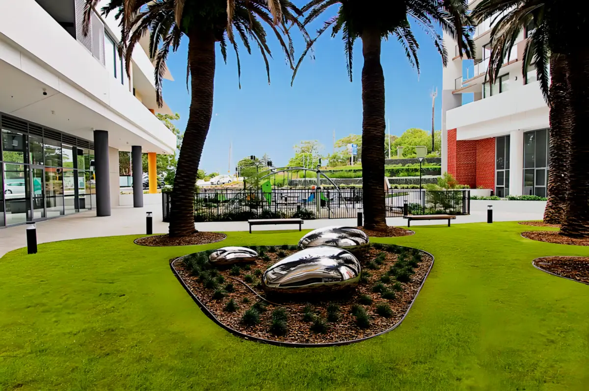 Outdoor Features