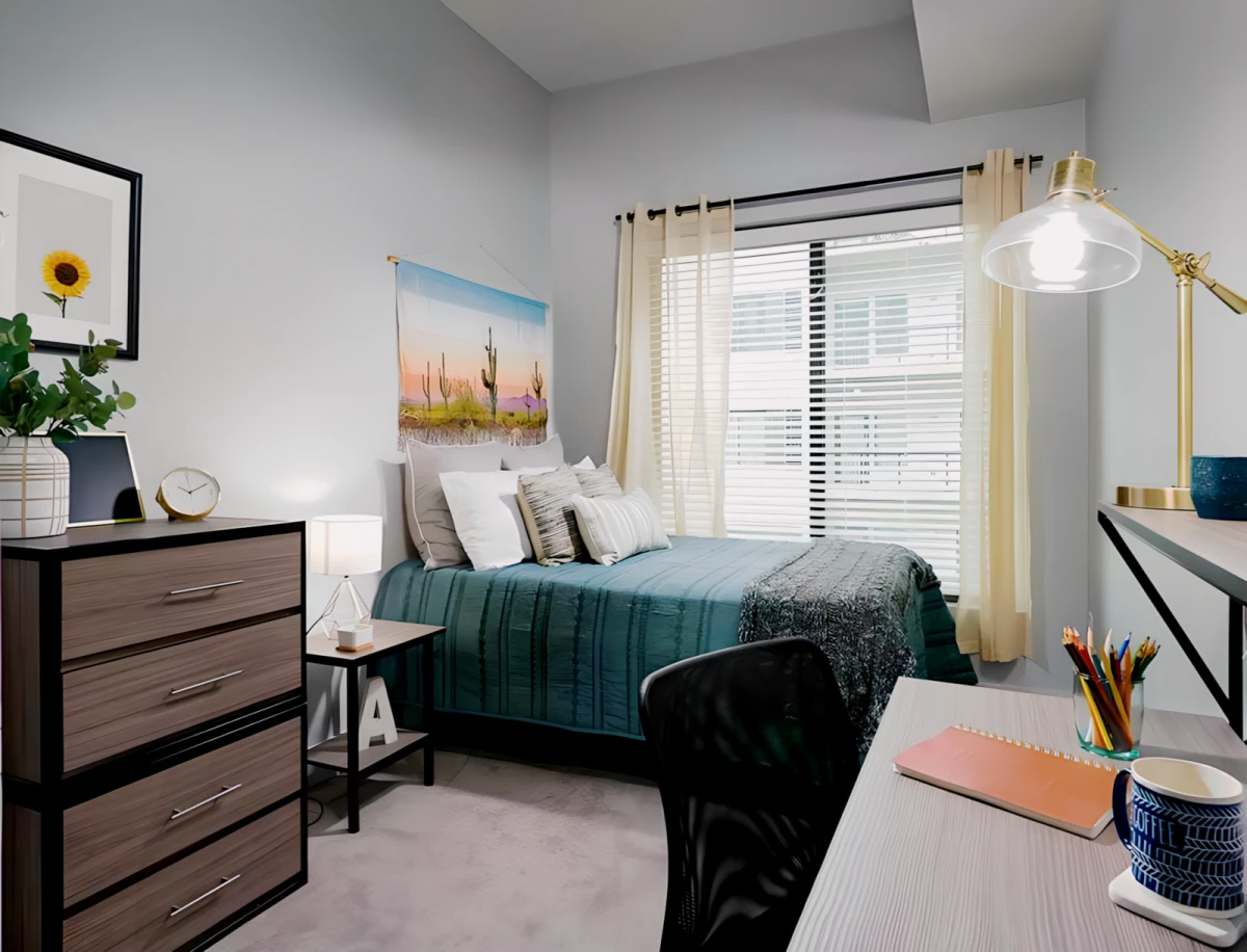 2 Bedroom / 2 bathroom the bristol