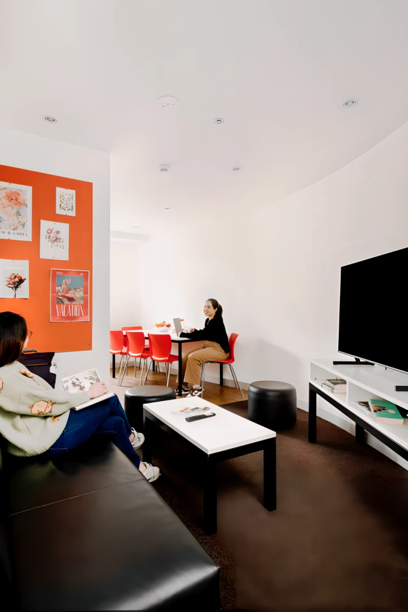 Studio Rooms view 3