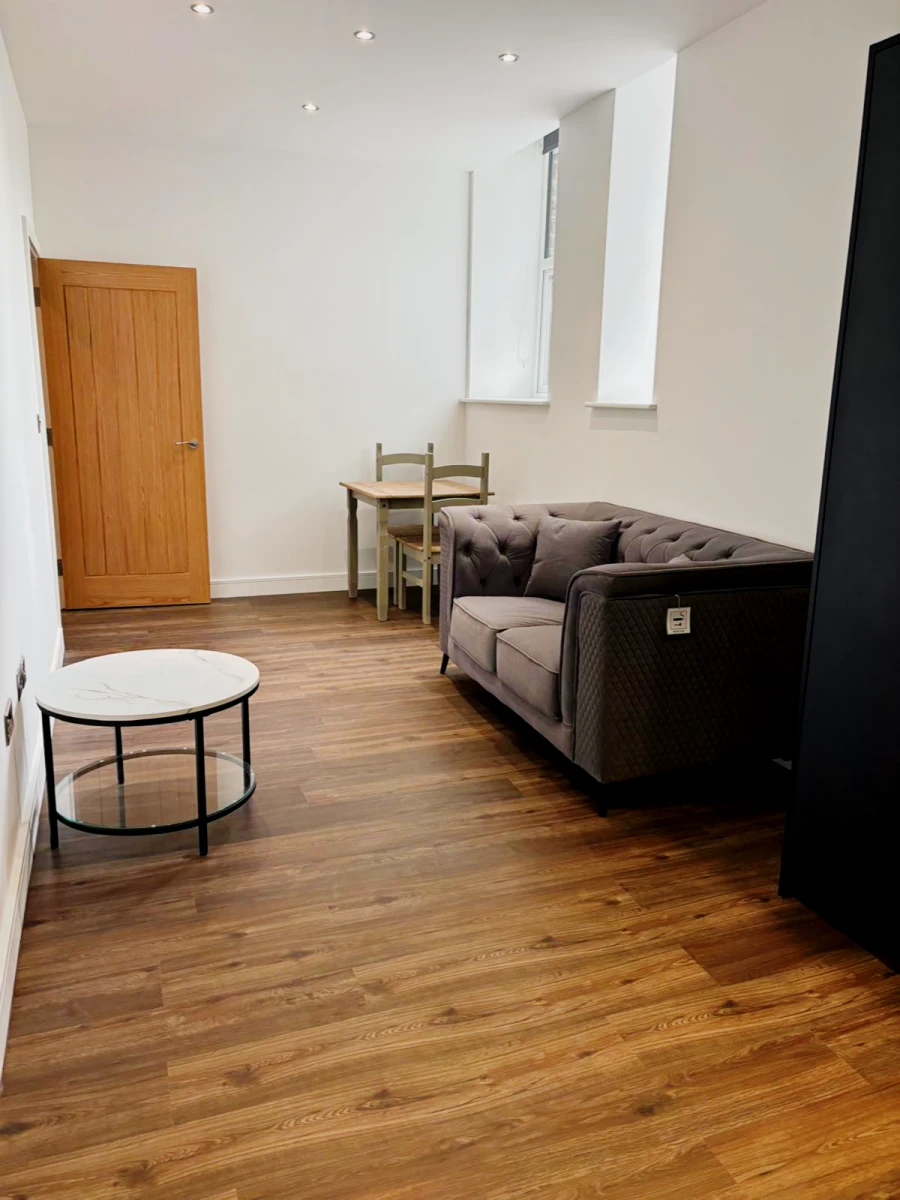 Apartment 1-4