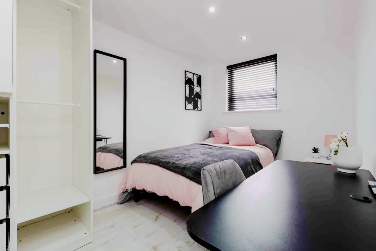 Property resident preview 7