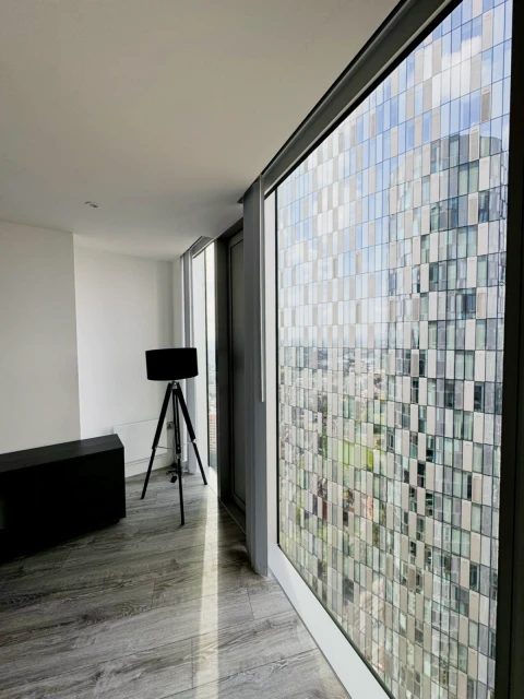 2 Bedrooms 2 bathrooms