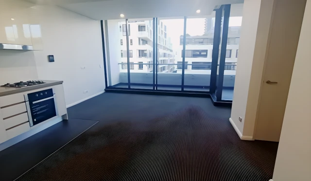 1 Bed 1 Bath*513