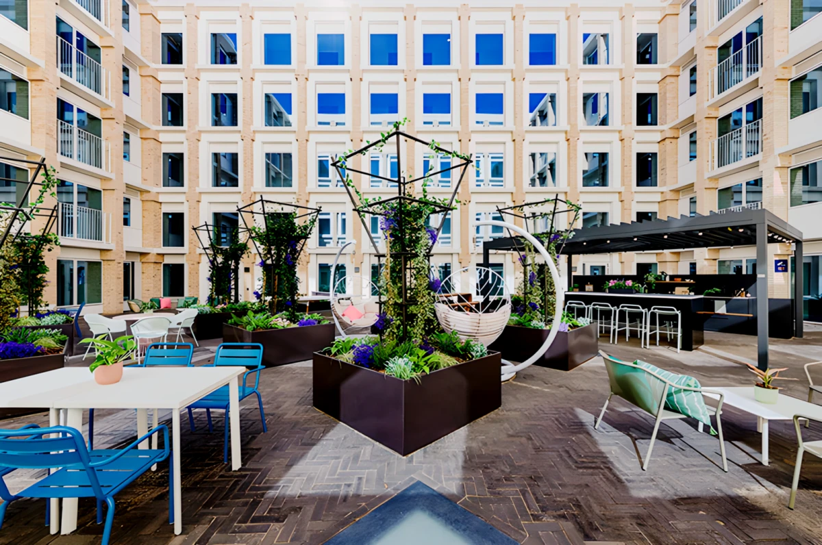 Lit Hackney Wick Park