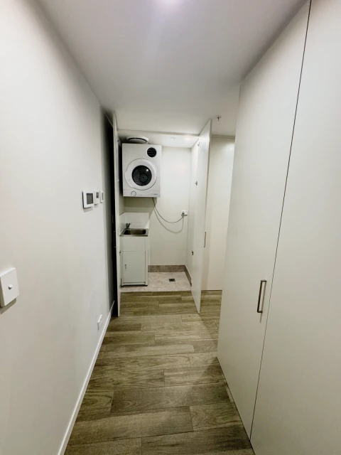 2 bed 2 baths