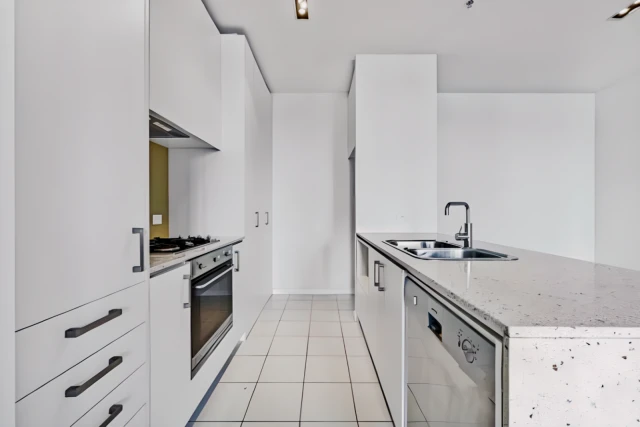 2901/8 Franklin Street