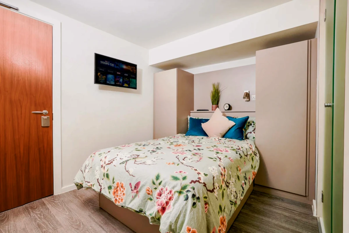 Property resident preview 7