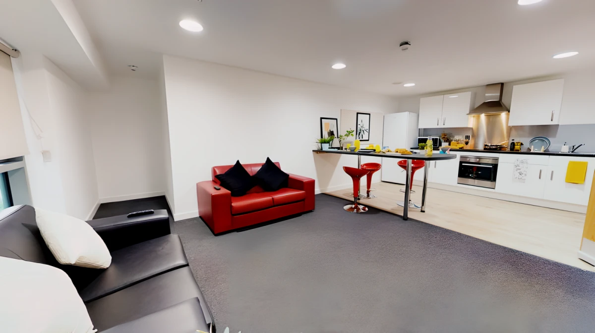 Silver En Suite Plus