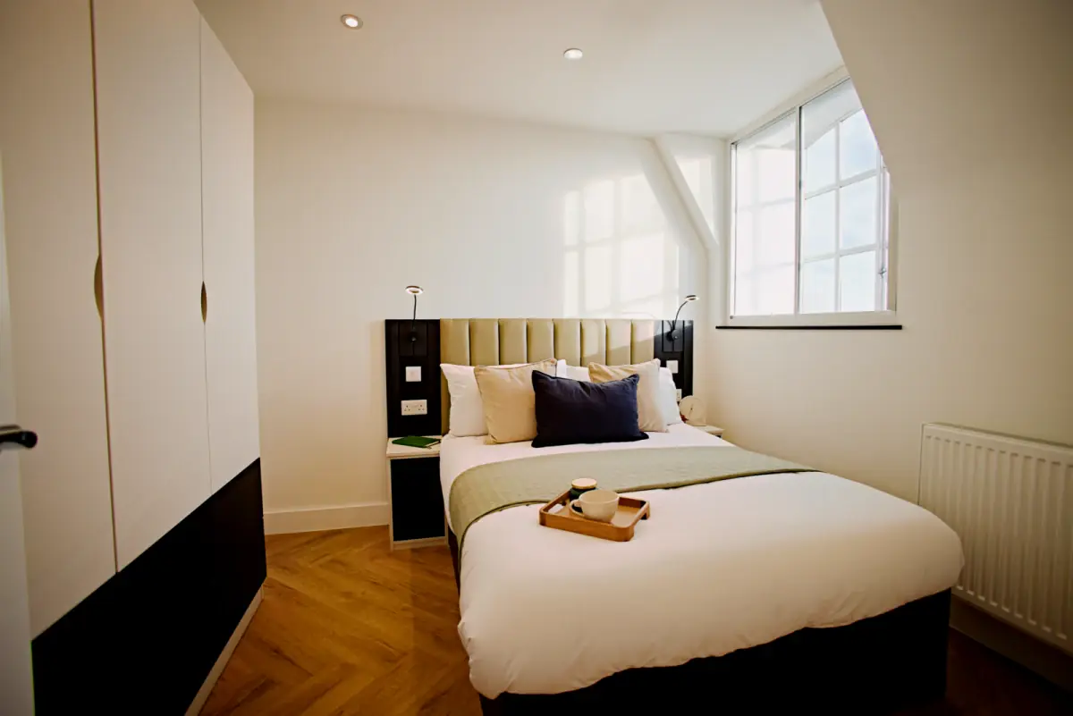 1 Rooms view 3