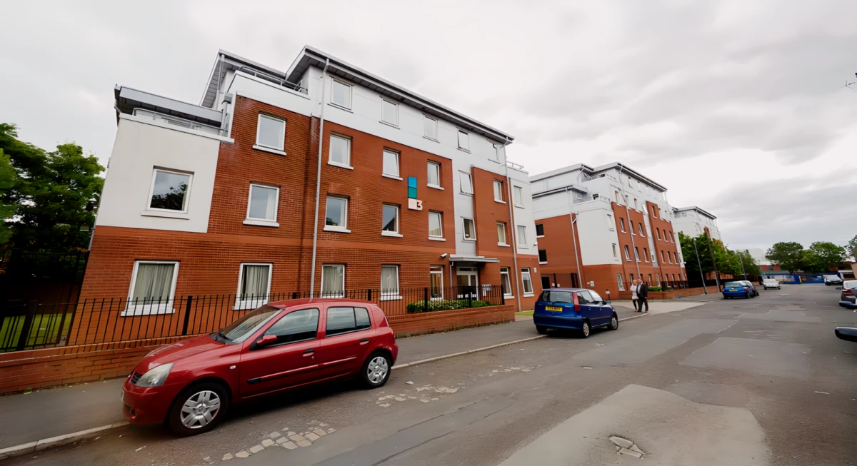 Q3 Apartments