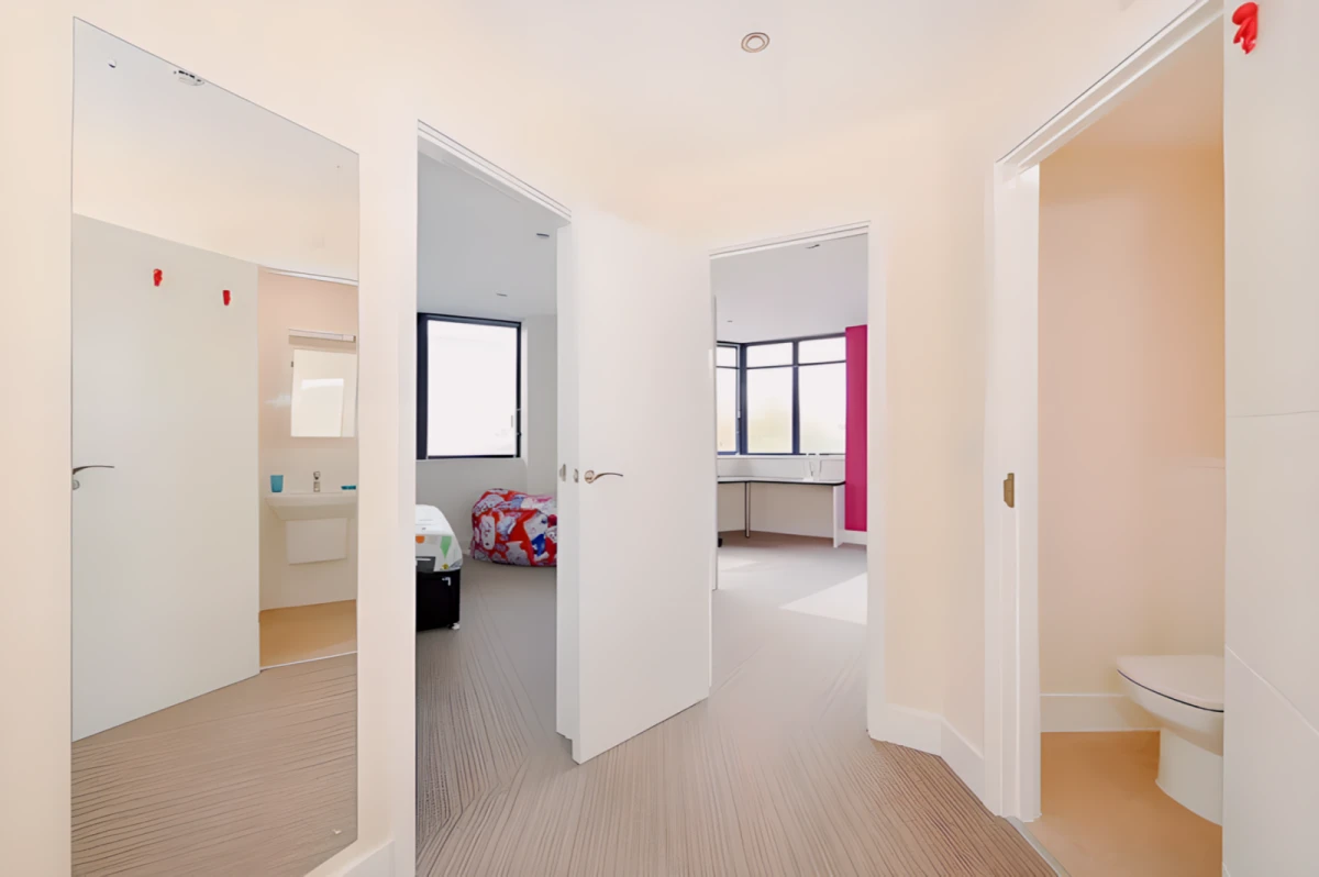 Studio Rooms view 3