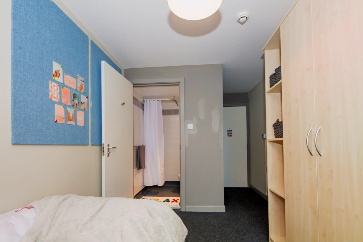 Ensuite Rooms view 3