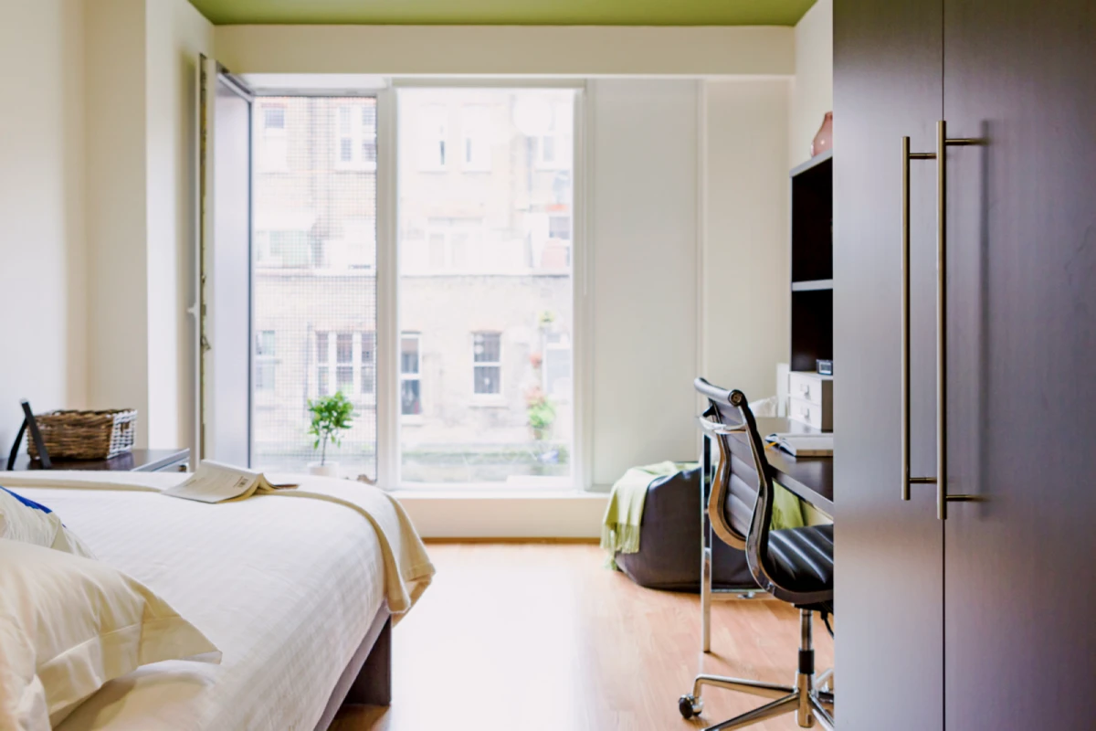 Studio Rooms view 1
