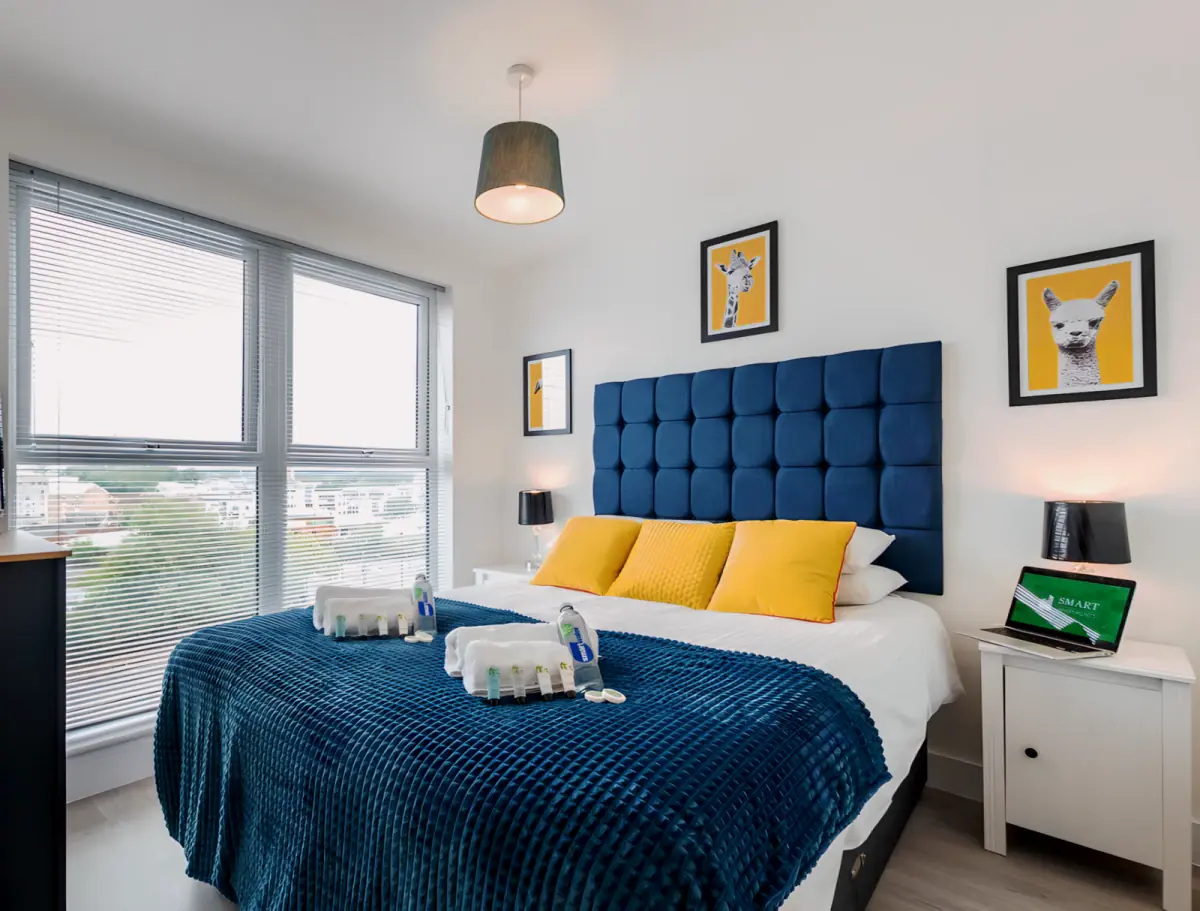 one Rooms view 1