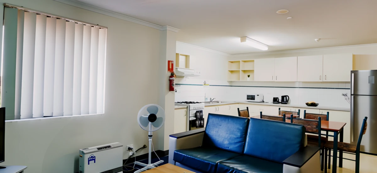 6 Bedroom Apartment