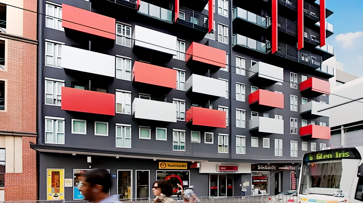 Student Living - 740 Swanston
